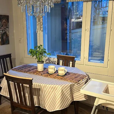 Apartment In The Old Town, A Wooden House Idyll Near The Sea Naantali